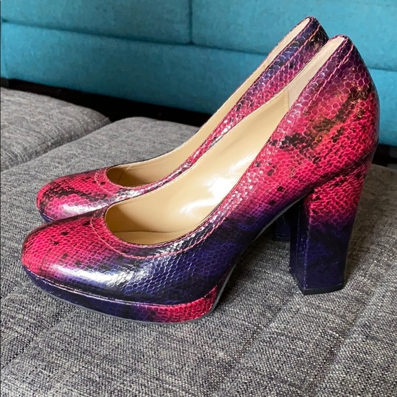 Kenneth Cole Reaction Proto Graph Platform Heels - Picture 3 of 7